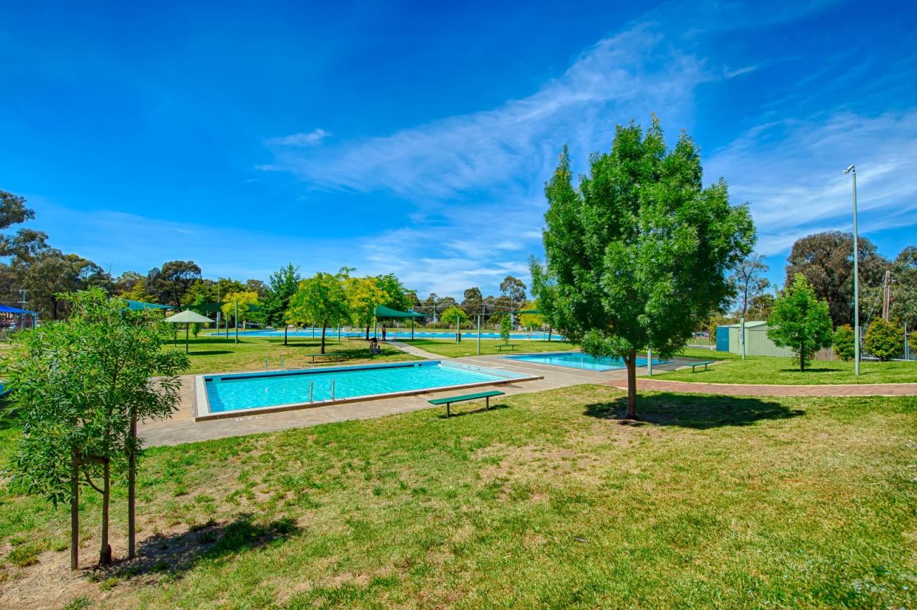 Brennan Park Pools with landscaping