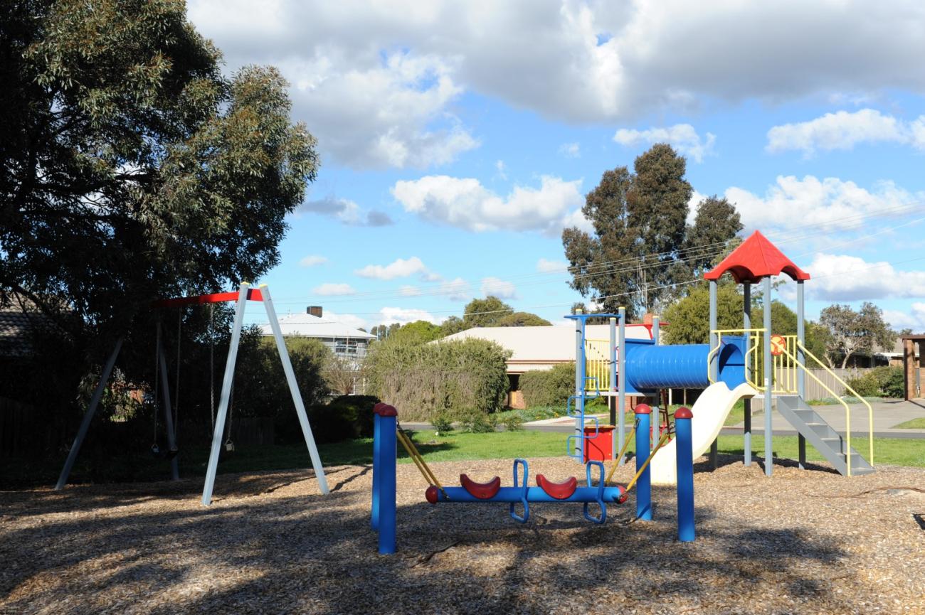 Cliff Avenue Play Space 4102