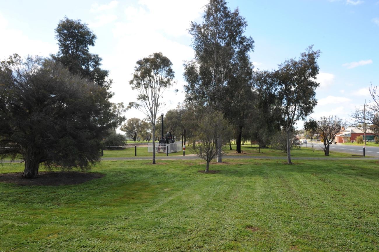 Goornong Village Green 3051