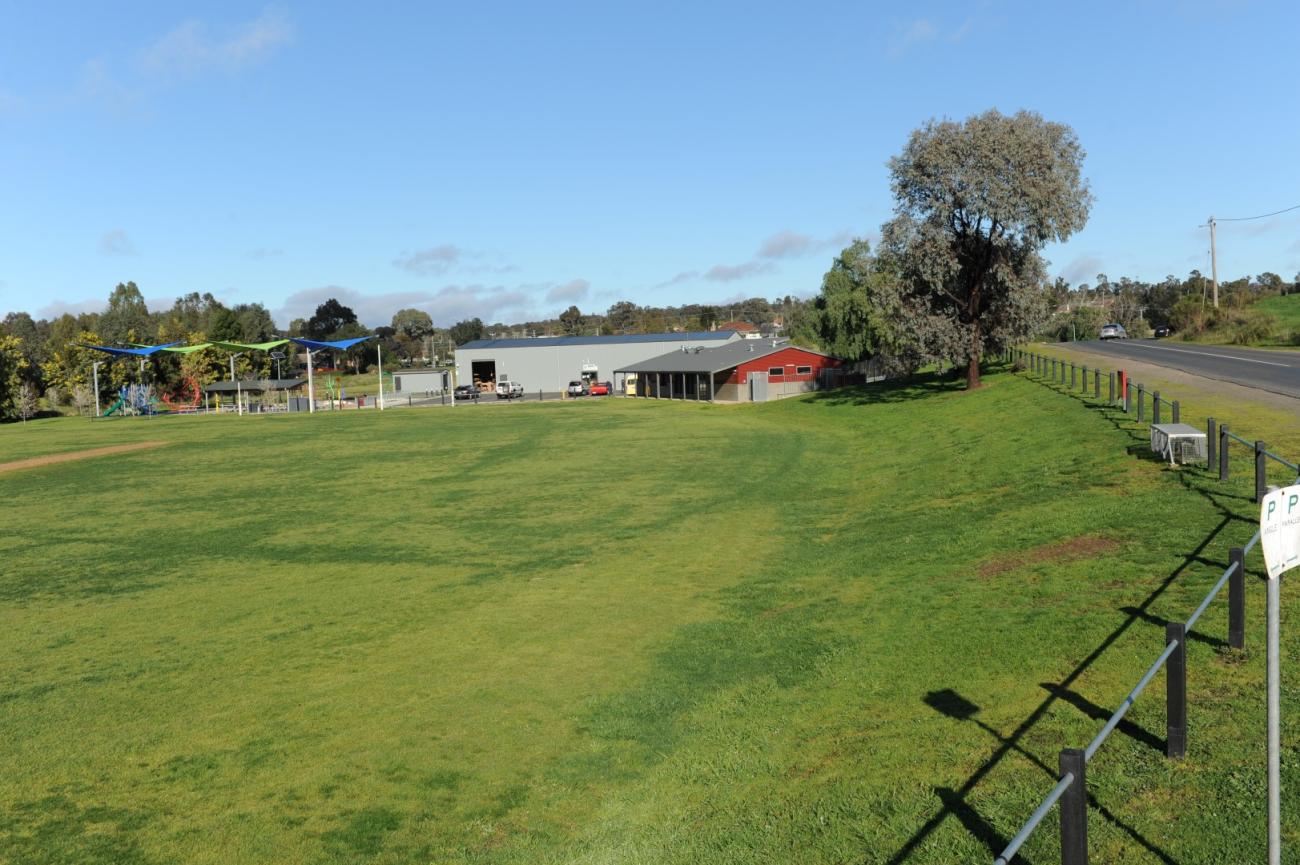 Long Gully Reserve 3741