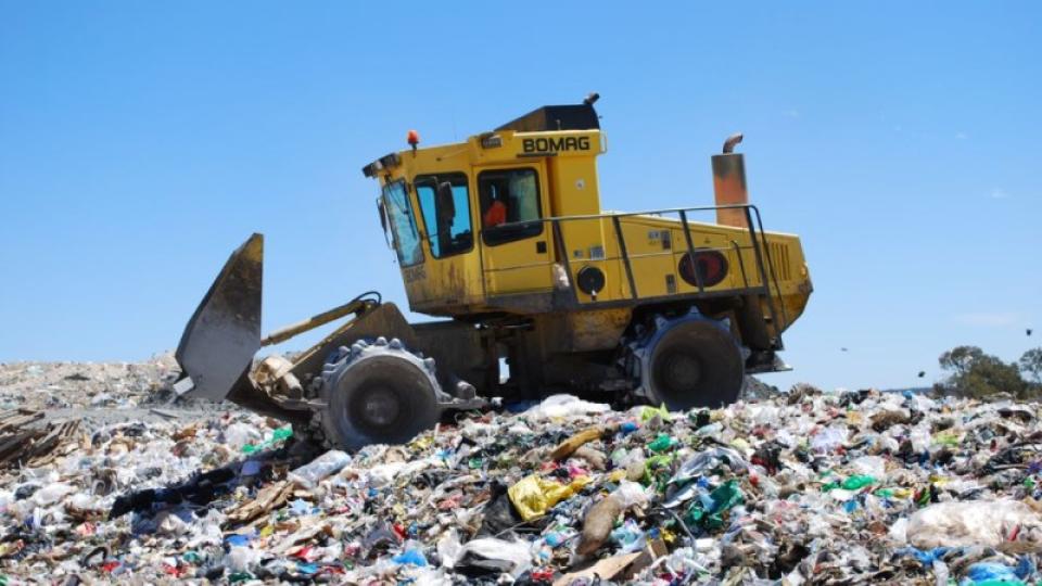 Machinery at Eaglehawk landfill