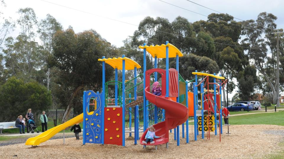 Allingham Street South Play Space 3586