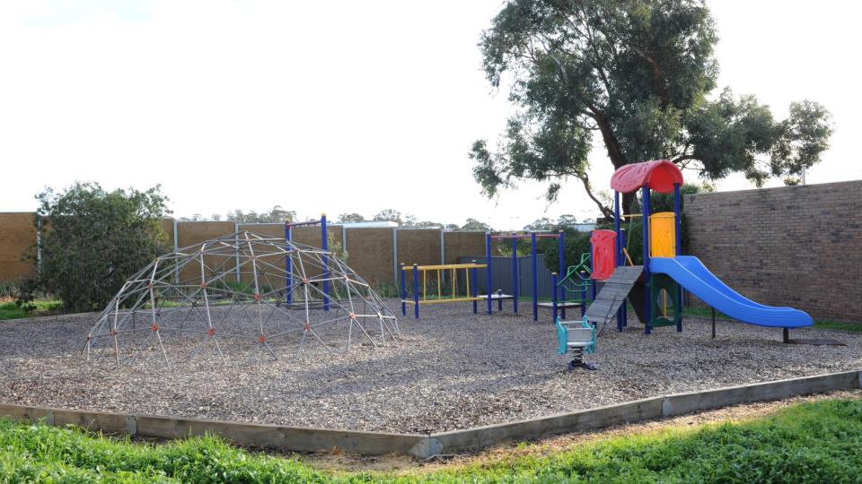 Bolton Drive Play Space 3622