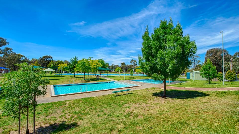 Brennan Park Pools with landscaping