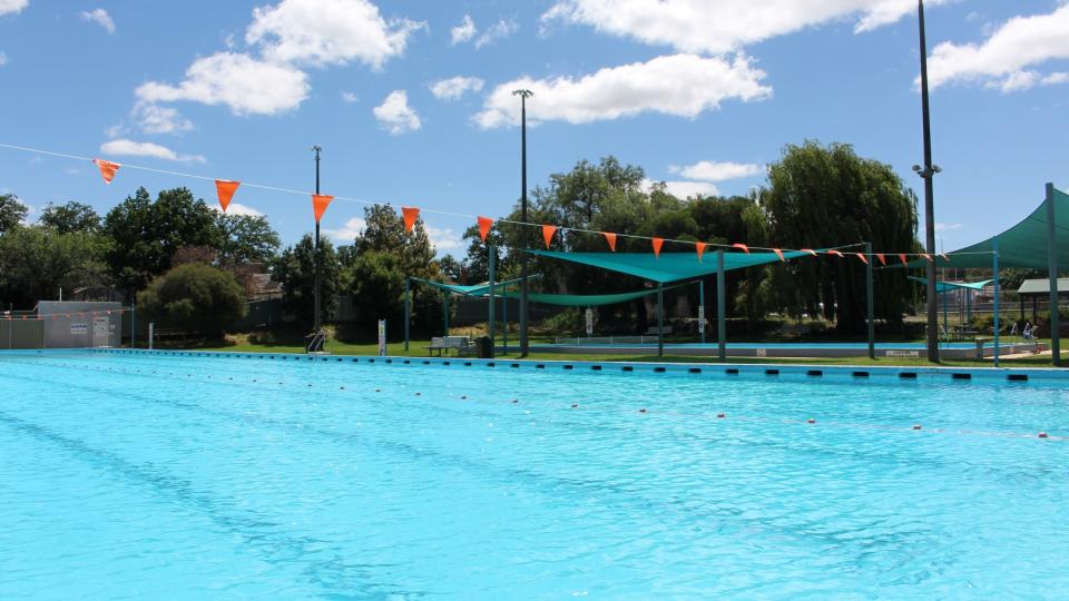 Golden Square Swimming Pool