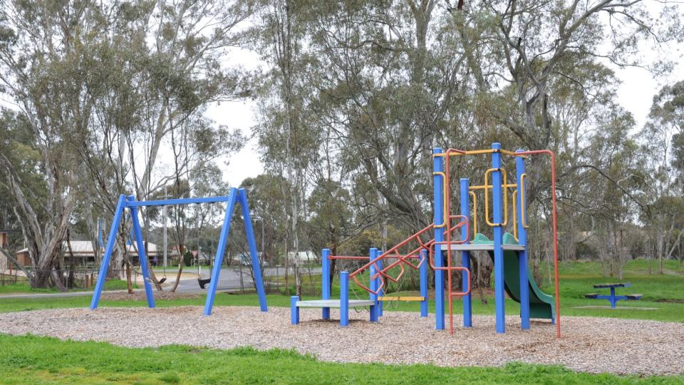 Saxby Park Play Space 2777